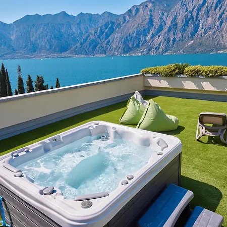 Hotel Wind 3*